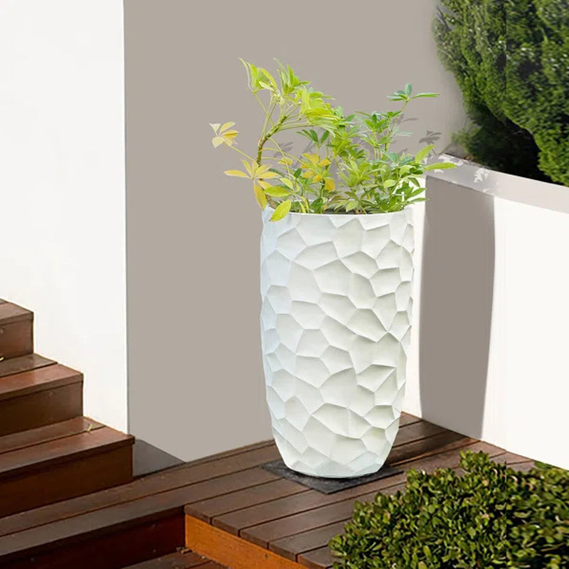 Govind 1 - Piece Magnesium Oxide Pot Planter