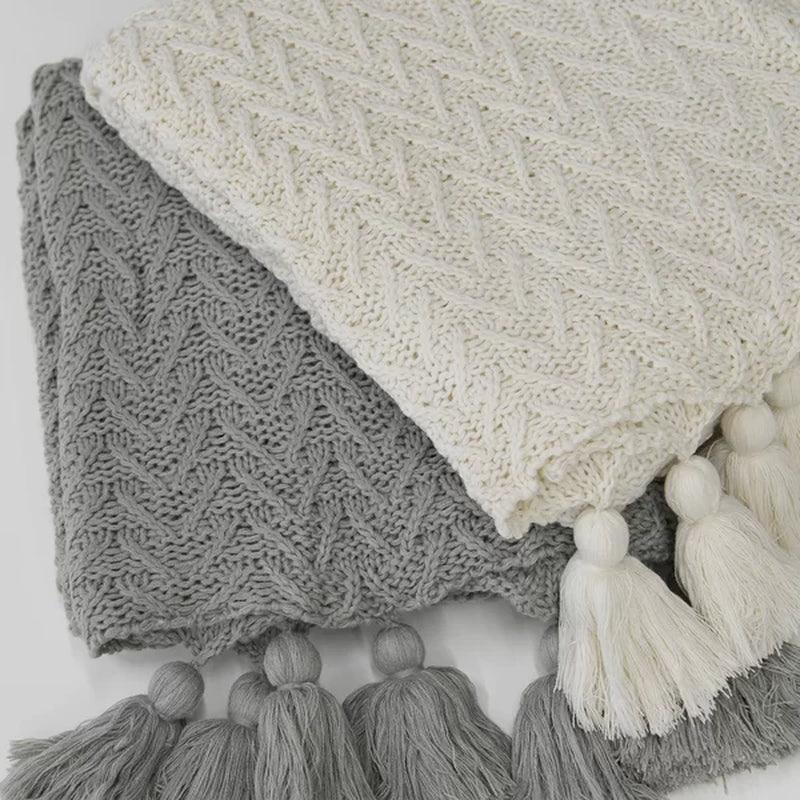 Bellago Knitted Tassel Throw